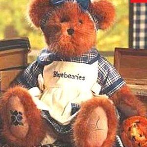 Boyd's Bear Collectable - MUFFIN B. BLUEBEARY" - style #94693YC.